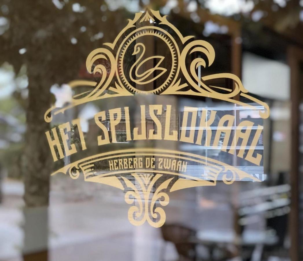 Herberg De Zwaan Elspeet Bagian luar foto